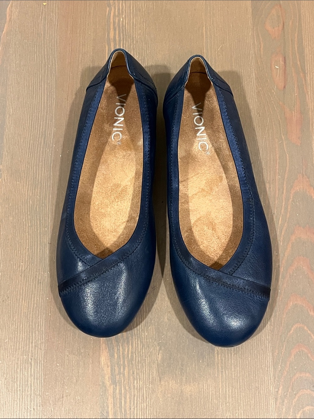 Vionic Caroll Ballet Flats Size 6 Navy Leather Slip On Comfort Preppy Round Toe